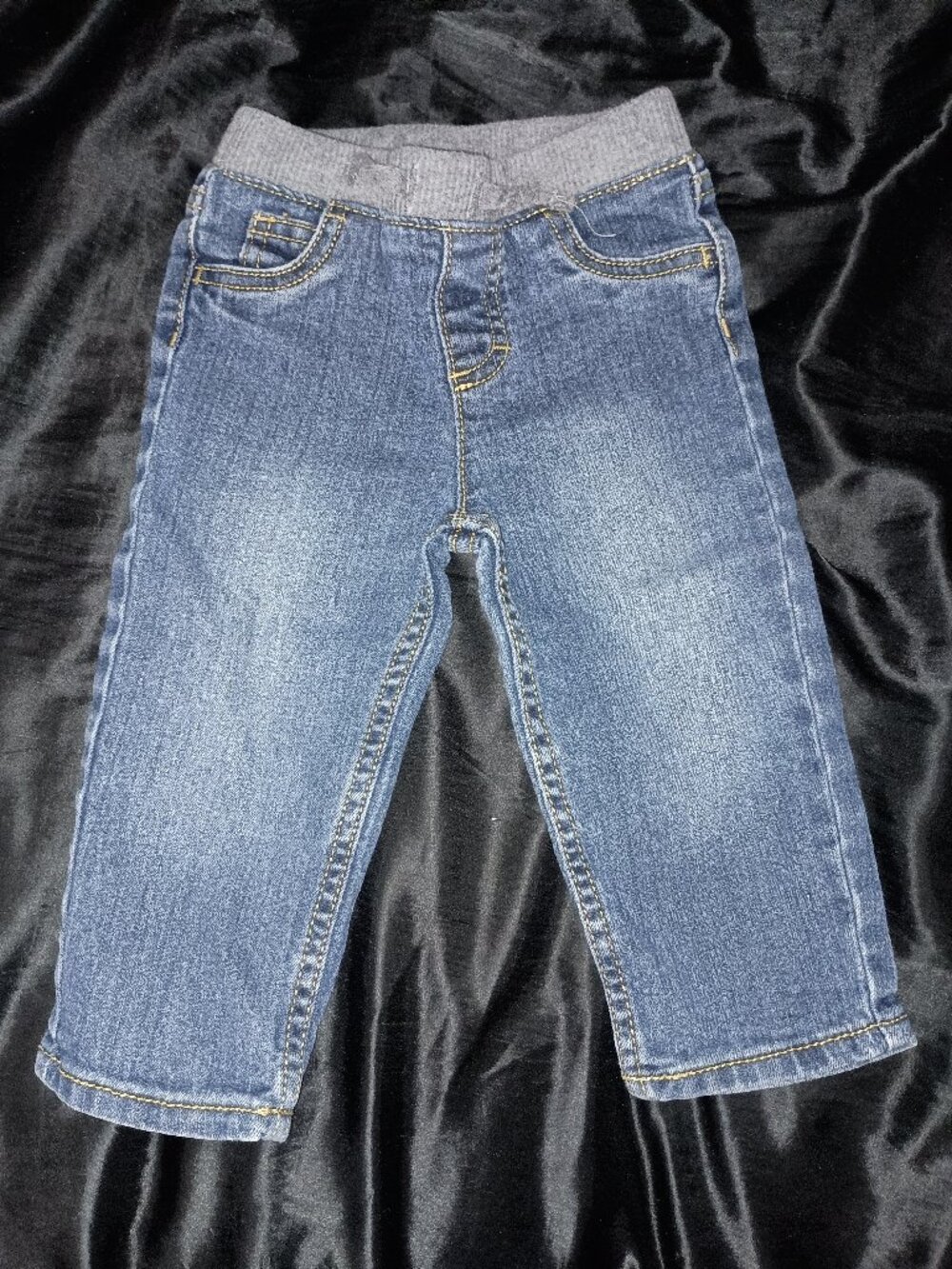 Baby jeans by Arizona size 12 months pre-owned